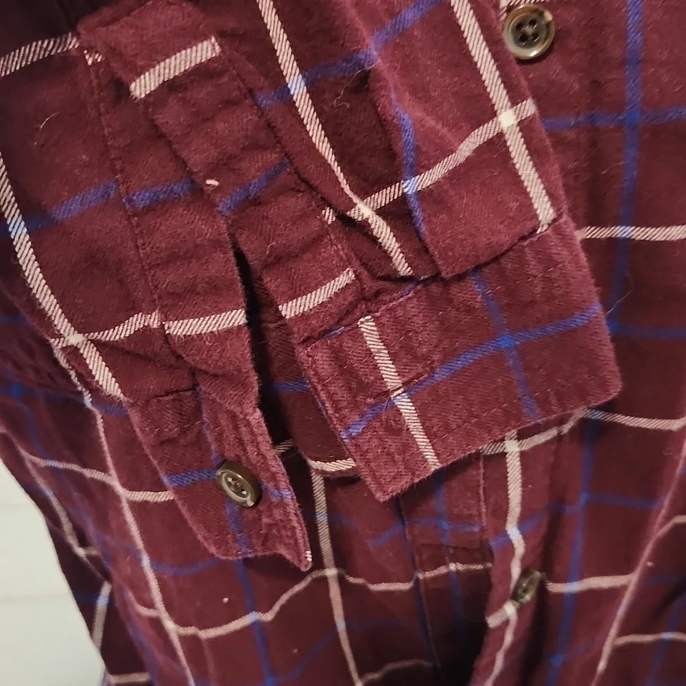 [Old Navy] Flannel Button down shirt - Size M